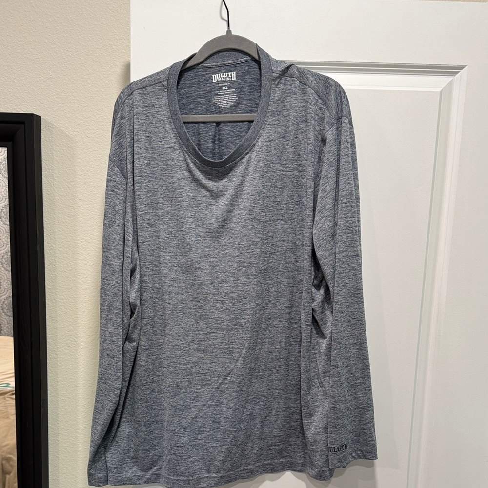 Duluth Trading Co Men's Heather Gray Long Sleeve Tee